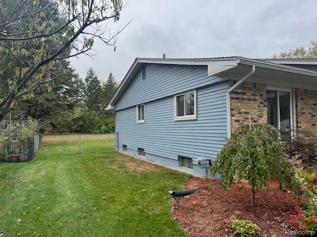4953 Stoddard Drive, Troy, MI 48085 — Photo 19
