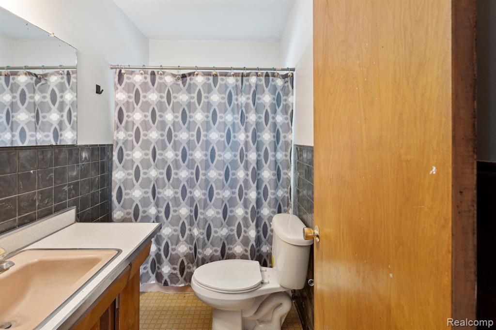 801 JACKSON Street, Eaton Rapids, MI 48827 — Photo 11