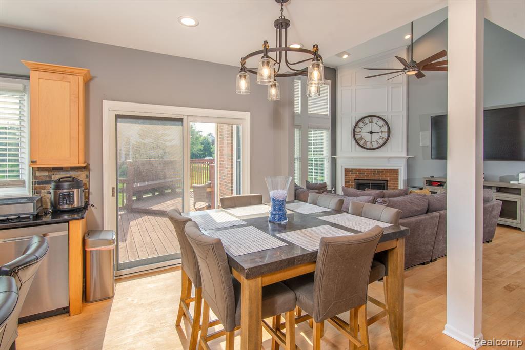 352 ELMINGTON, Canton, MI 48188 — Photo 15