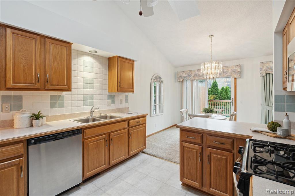 175 ESSEX Lane, Canton, MI 48187 — Photo 13