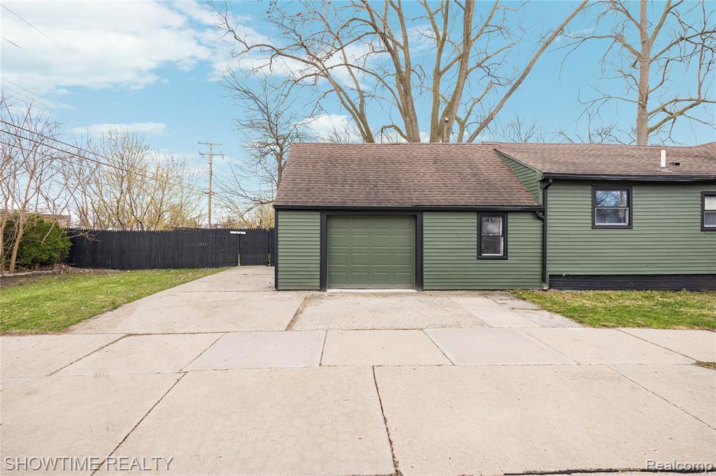 30430 Park Street, Roseville, MI 48066 — Photo 49