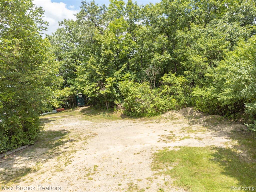 4053 HARBOR VISTA Drive, Orchard Lake Village, MI 48323 — Photo 27