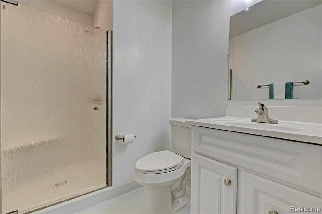 5936 Warbler Drive, Clarkston, MI — Photo 21