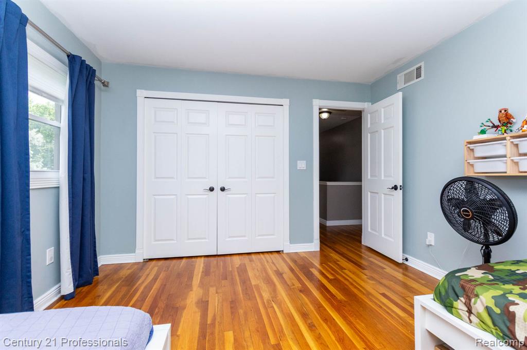 671 Bridgestone Drive, Rochester Hills, MI 48309 — Photo 28