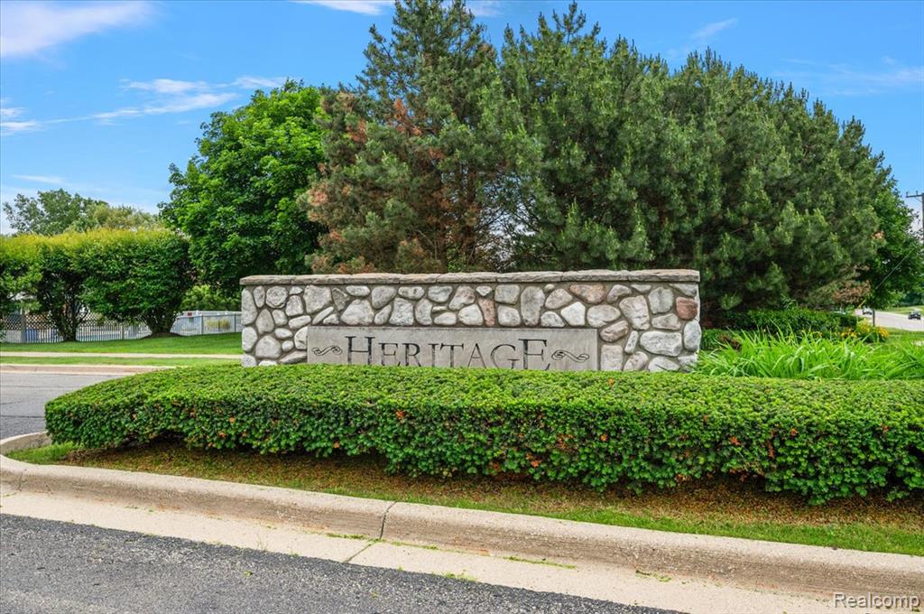 776 Amberly Drive, C, Waterford, MI 48328 — Photo 28