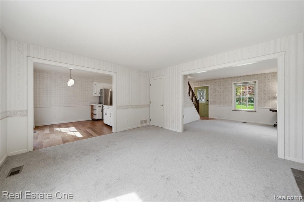 10385 Elizabeth Street, Pinckney, MI 48169 — Photo 7
