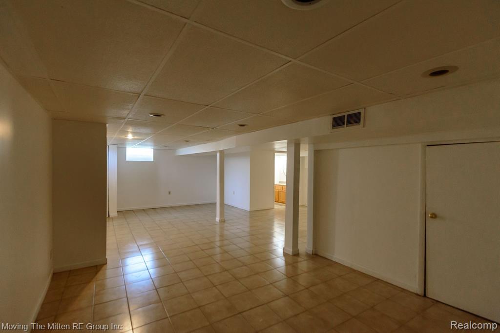 42857 SAVAGE Road, Belleville, MI 48111 — Photo 35