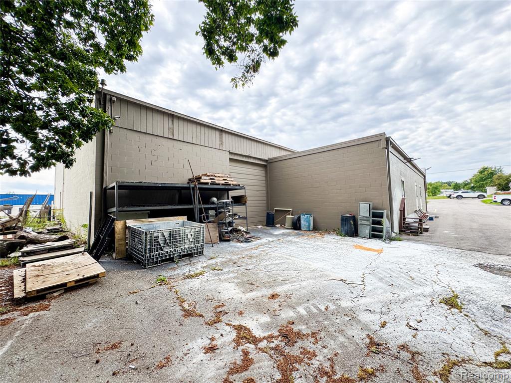 16745 Dixie Highway - Photo 3