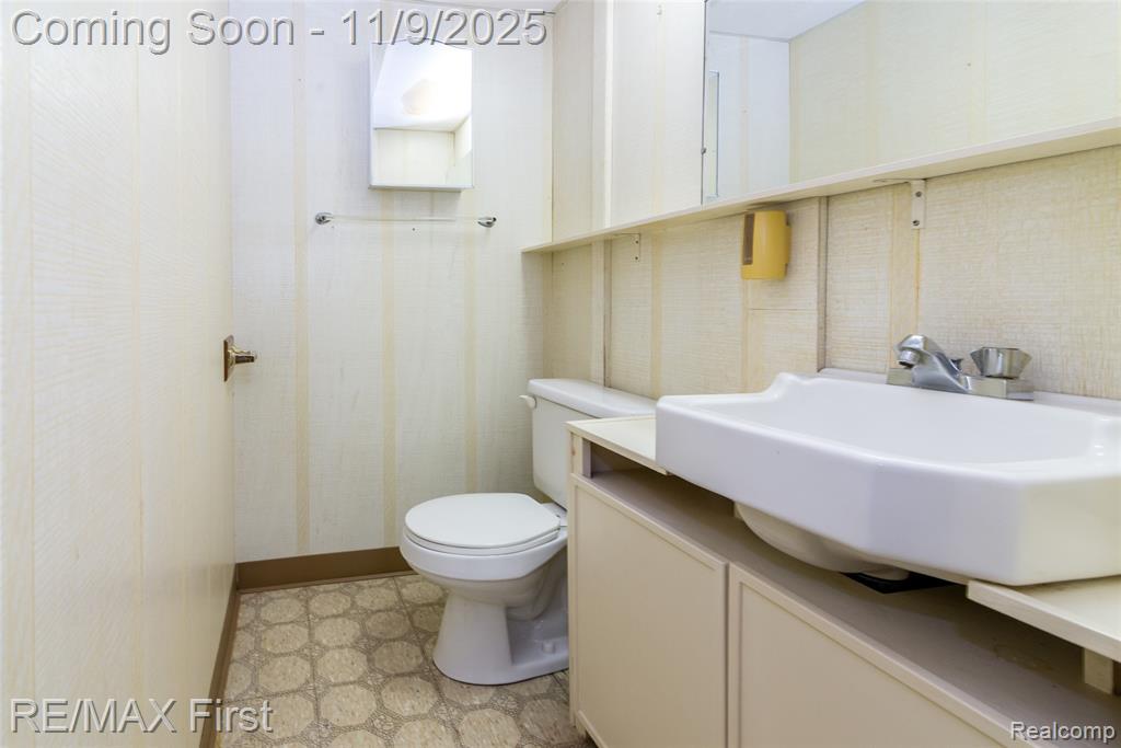4909 Coventry Street, 287, Royal Oak, MI 48073 — Photo 37