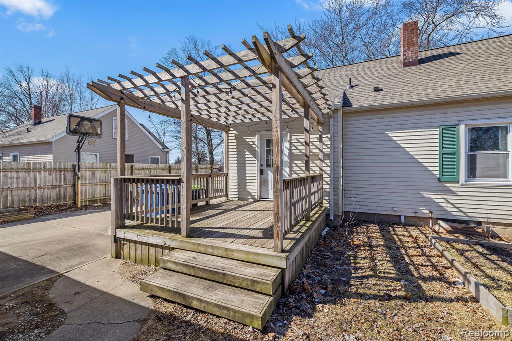 2212 Virginia Street, Midland, MI 48642 — Photo 8