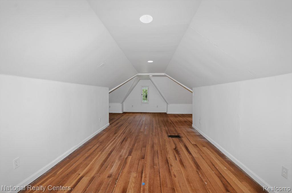 15105 Maplewood Avenue, Eastpointe, MI 48021 — Photo 21