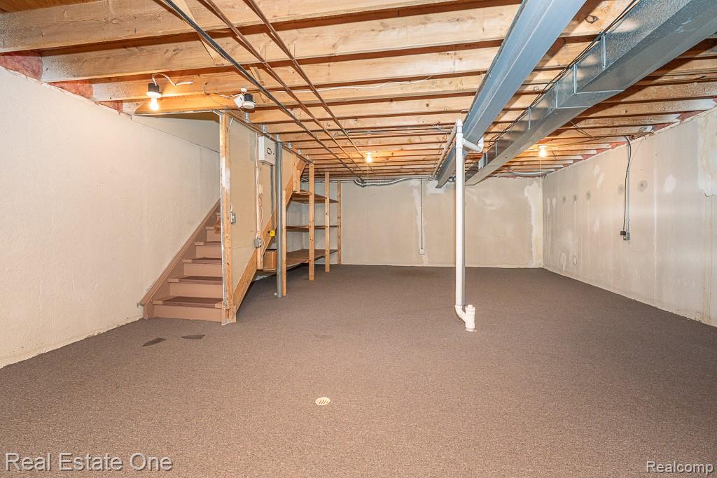 48790 Mill Bank Court, Utica, MI 48315 — Photo 29