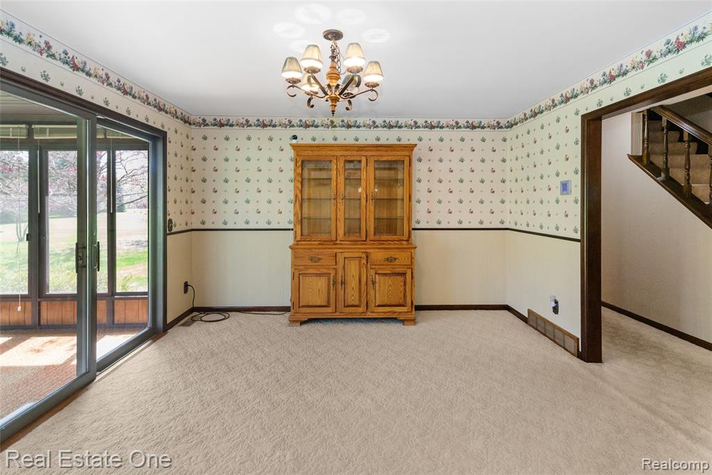 9050 Earhart Road, South Lyon, MI 48178 — Photo 14
