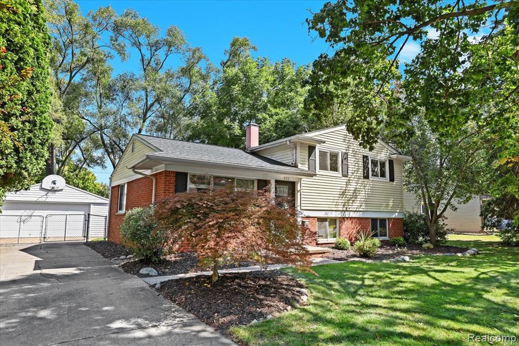 555 Lindsay Drive, Plymouth, MI 48170 — Photo 4