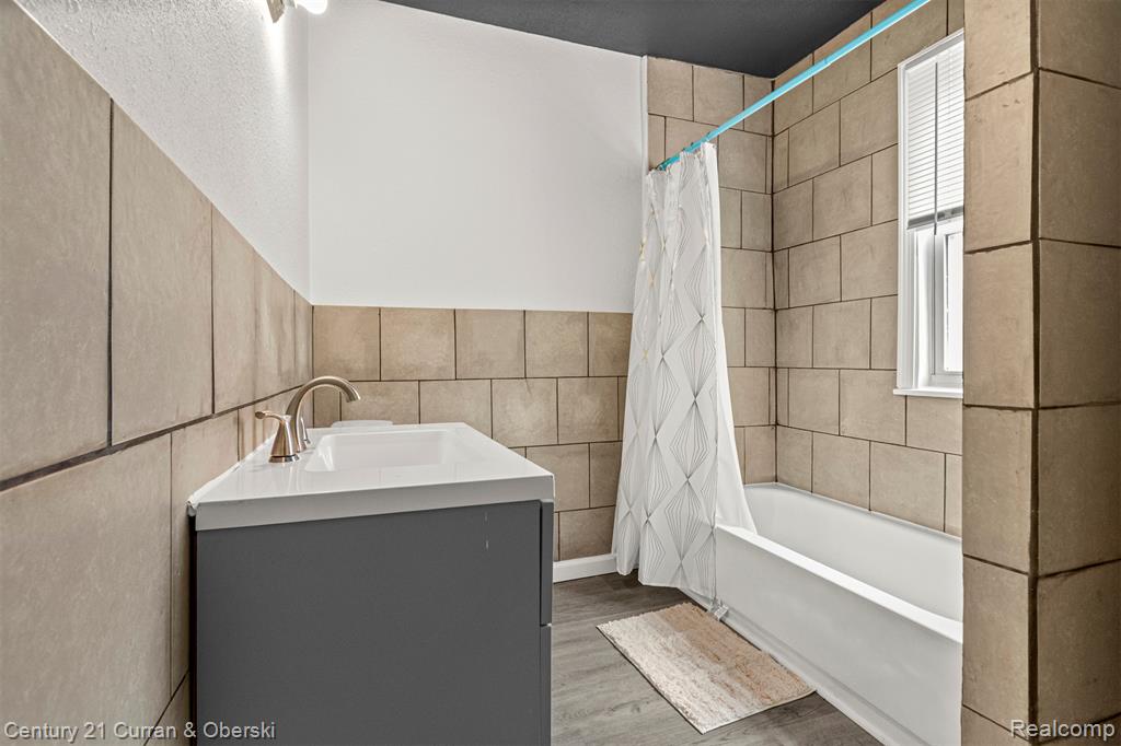 5514 Ashley Street, Detroit, MI 48236 — Photo 7