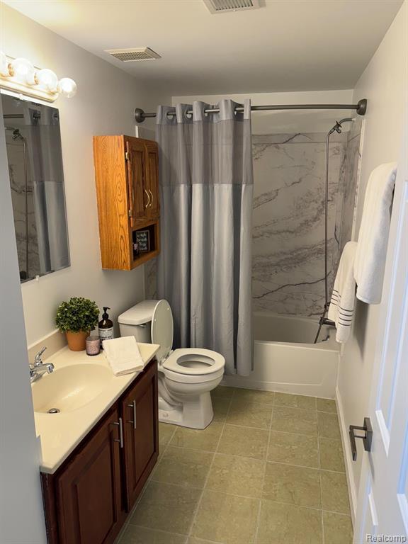 16373 TERRACE VILLAGE Drive, Taylor, MI 48180 — Photo 11
