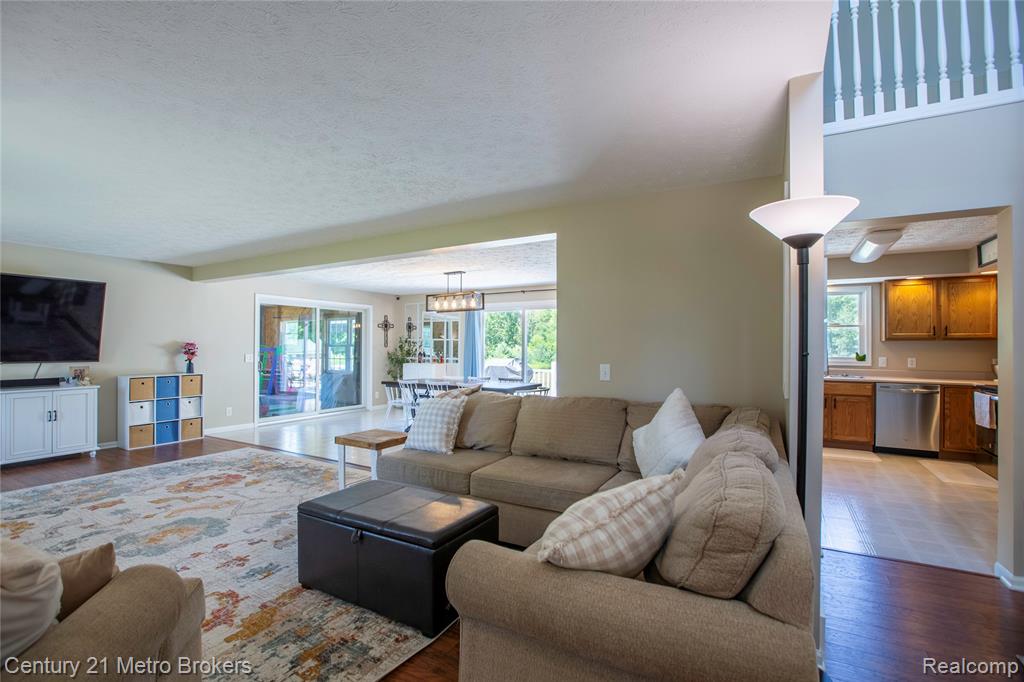 6278 Grand Blanc Road, Swartz Creek, MI 48473 — Photo 6