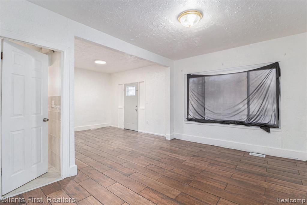 4315 Bingham Street, Dearborn, MI 48126 — Photo 6