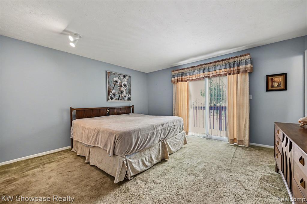 8635 Sandy Crest Drive, White Lake, MI, 00000