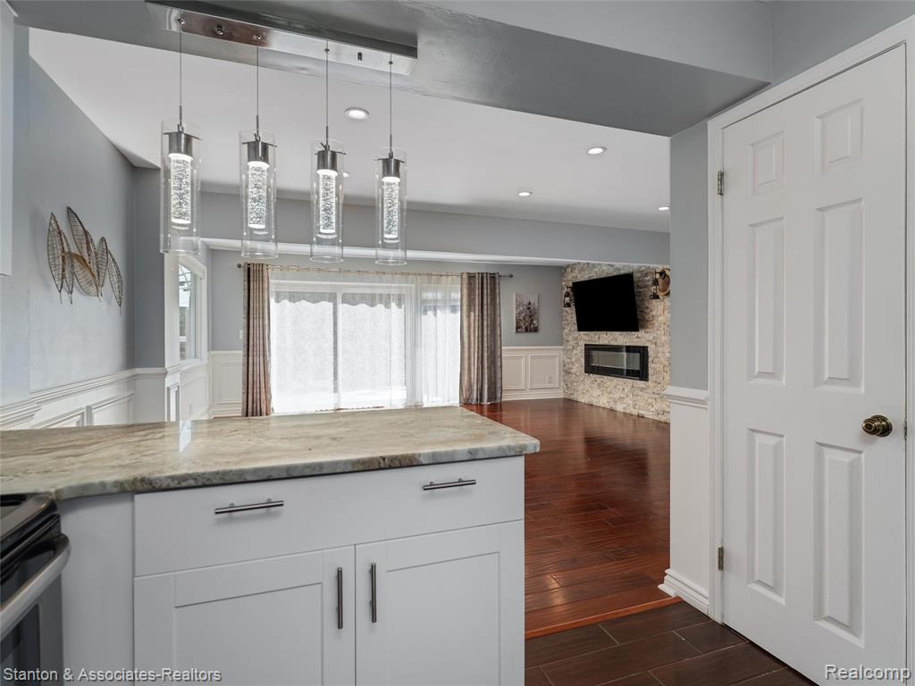 799 Kirts Boulevard, Troy, MI 48084 — Photo 4