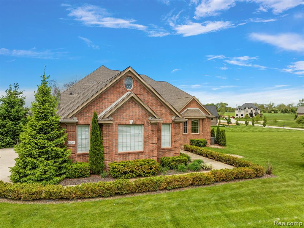 66701 NOTRE DAME Boulevard, Washington, MI 48095 — Photo 3