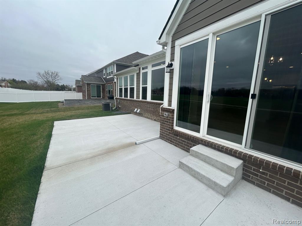 9229 TULIP, Plymouth, MI 48170 — Photo 36