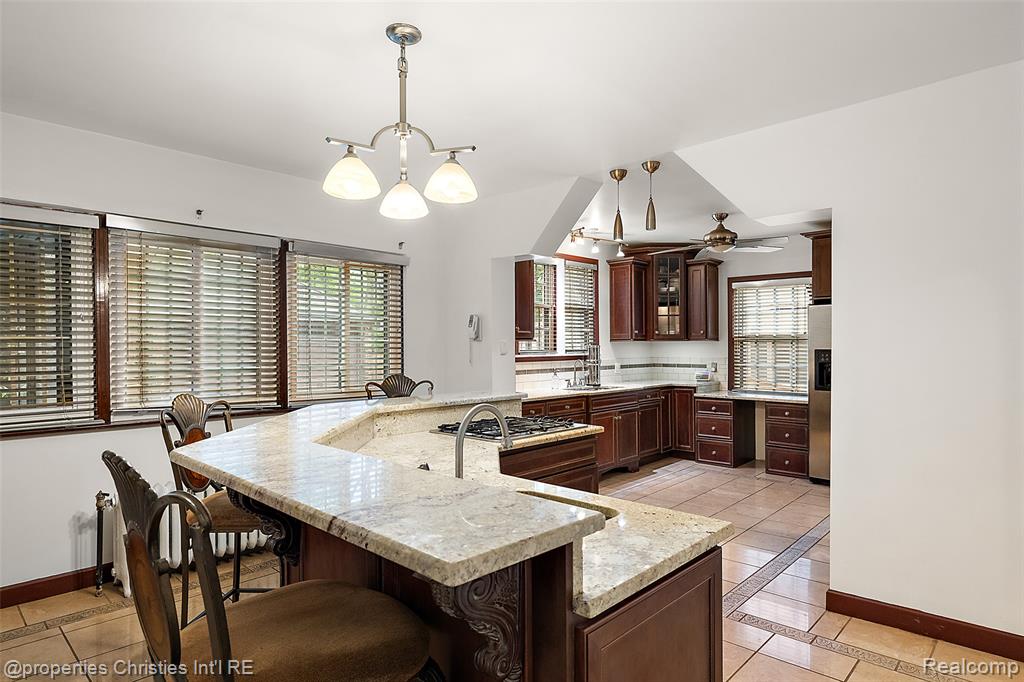 19670 Chesterfield Road, Detroit, MI 48221 — Photo 18