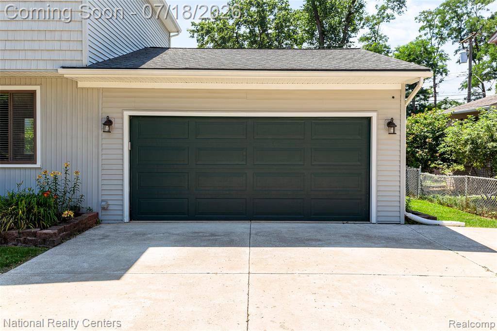 9175 Pennfield Avenue, White Lake, MI — Photo 42