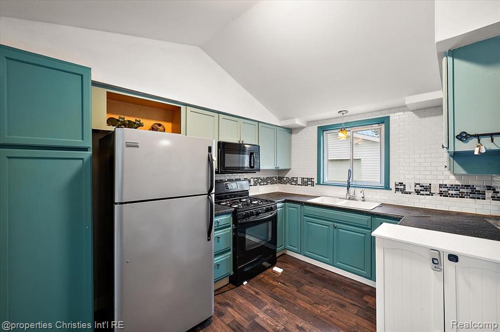 7387 Lawrence Street, Grand Blanc, MI 48439 — Photo 14