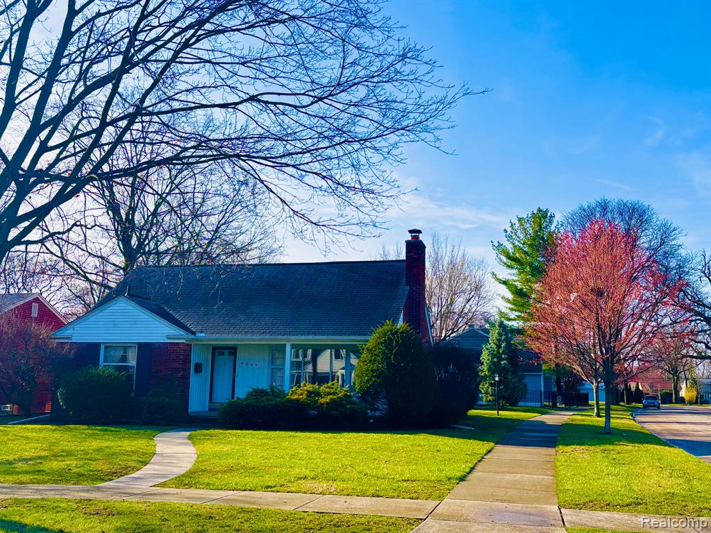 4337 SHERIDAN Drive, Royal Oak, MI 48073 — Photo 2
