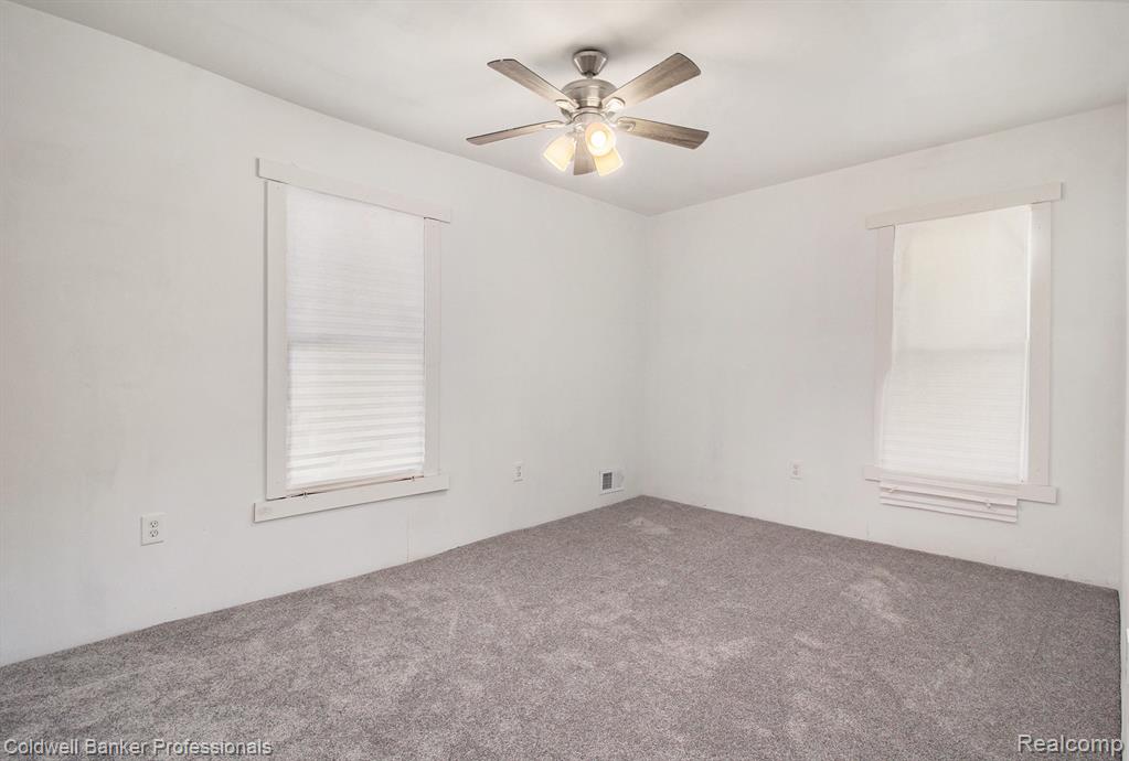 605 Calvert Street, Detroit, MI 48202 — Photo 15