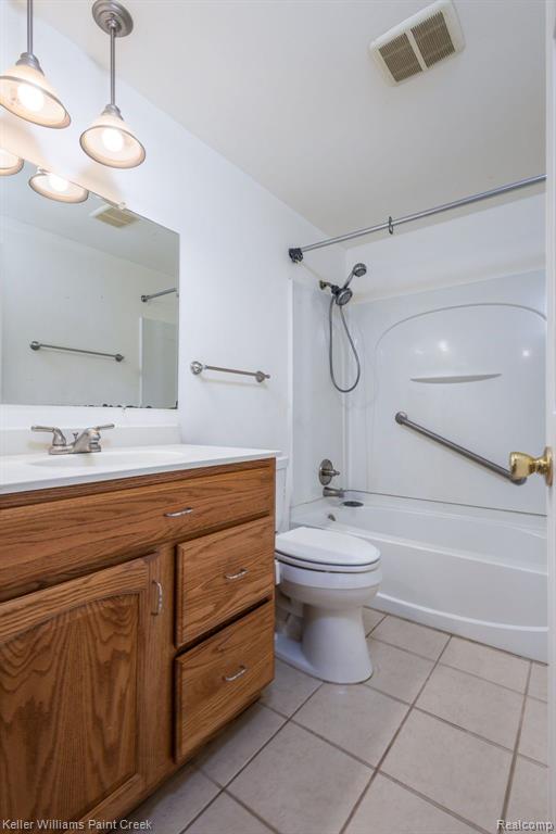 45598 BIRCHCREST Street, Utica, MI 48317 — Photo 14