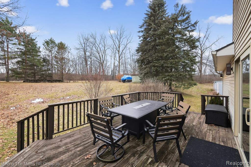 10129 Walnut Shores Drive, Fenton, MI 48430 — Photo 47