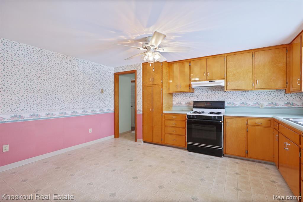 1105 S Mueller Road, Saginaw, MI 48601 — Photo 15