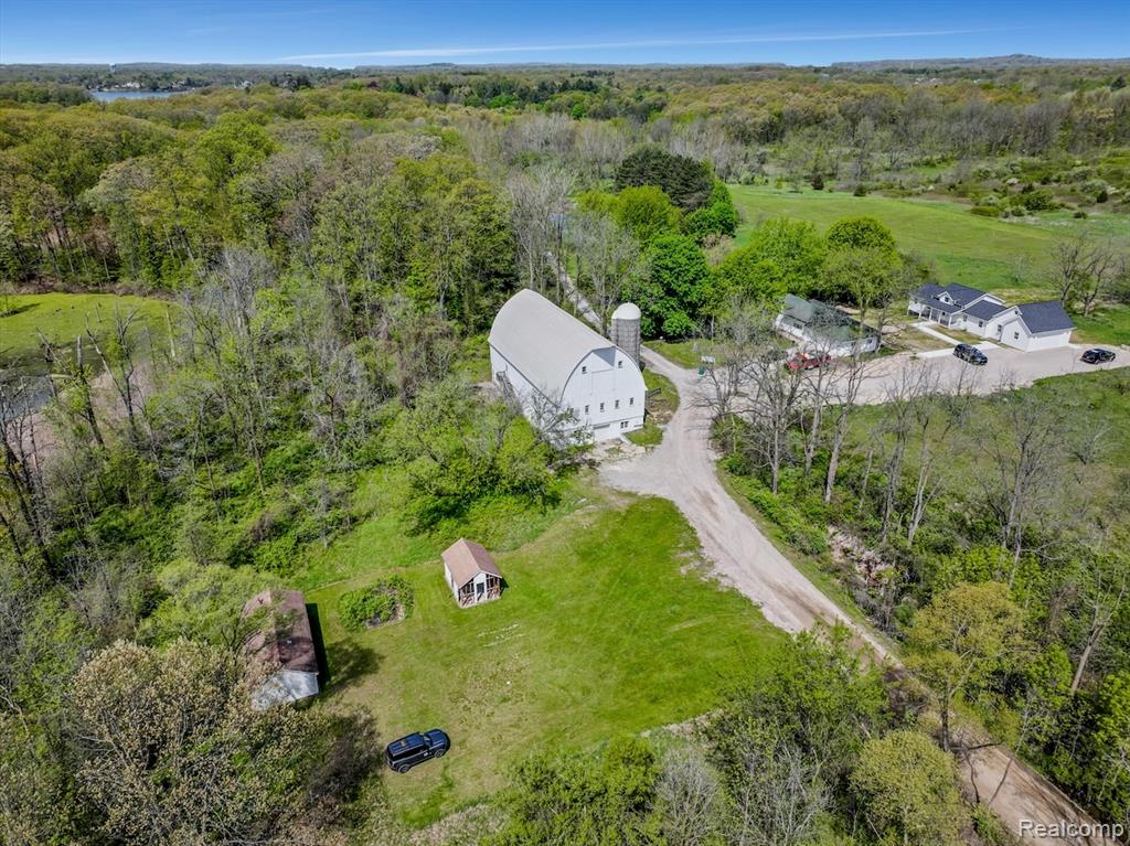 940 LAKE ANGELUS, Lake Angelus, MI 48326 — Photo 13