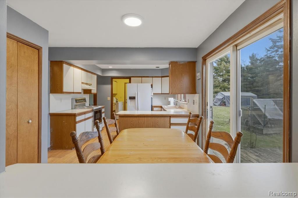 12386 Will Mill Drive, Milford, MI 48380 — Photo 7