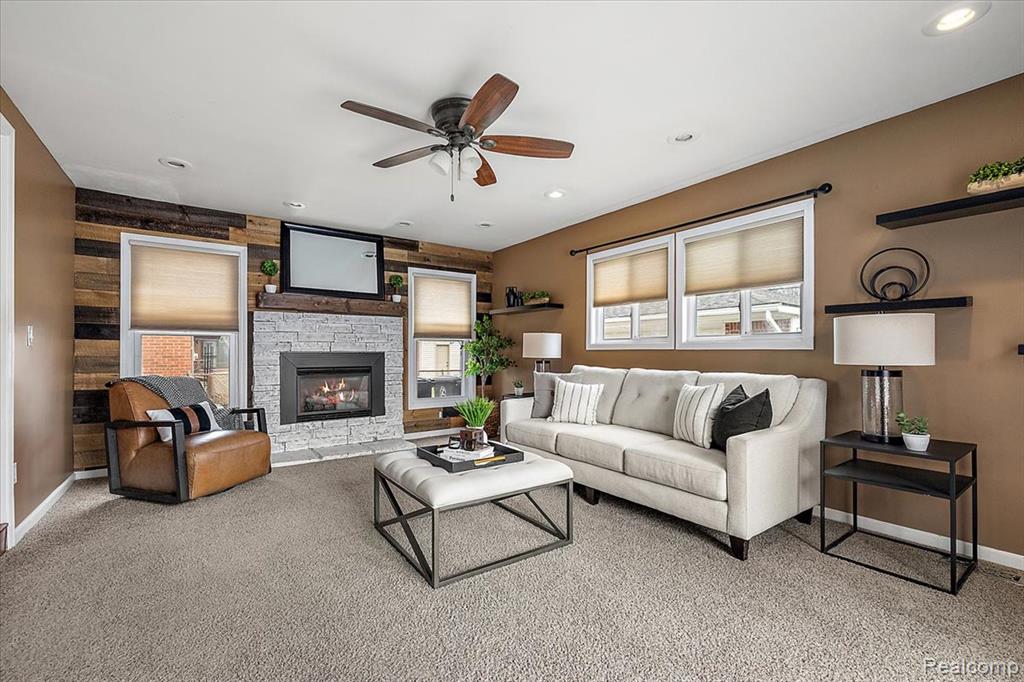 9364 Colorado Street, Livonia, MI 48150 — Photo 25