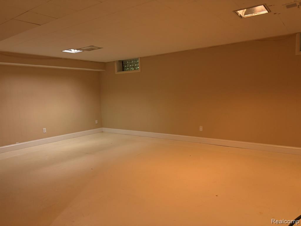 1918 Sherwood Glen, Bloomfield Hills, MI 48302 — Photo 34