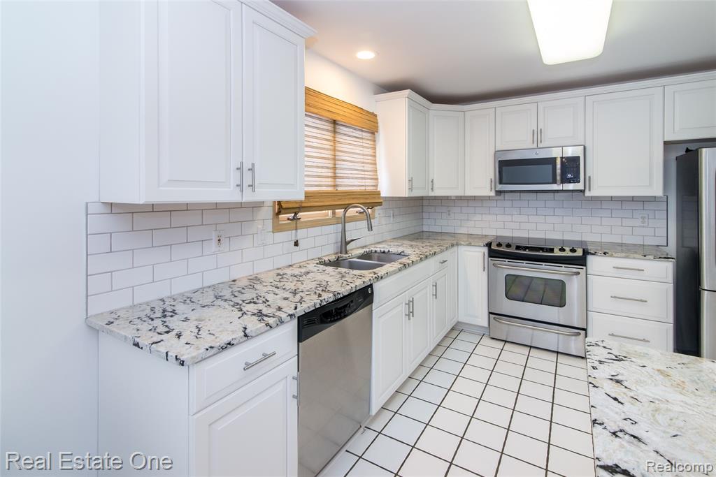 5007 Timberway Trail, Clarkston, MI — Photo 19