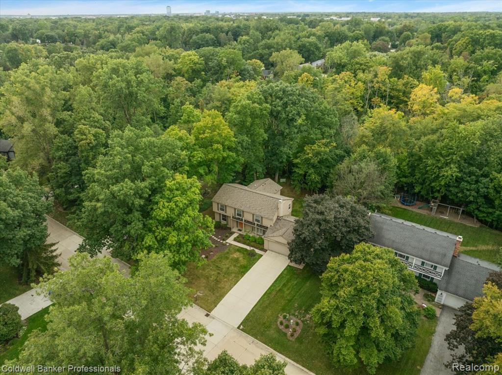 31307 Sleepy Hollow Lane, Franklin, MI 48025 — Photo 10