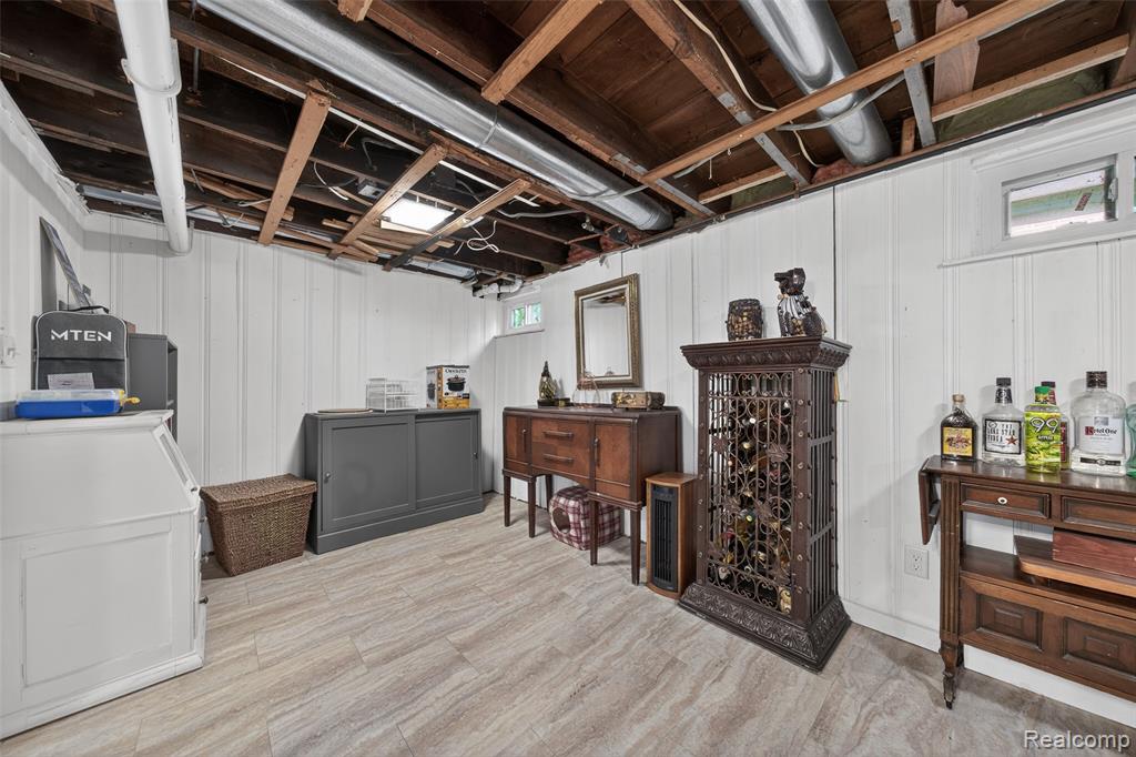 1430 Benvenue Street, Sylvan Lake, MI 48320 — Photo 58