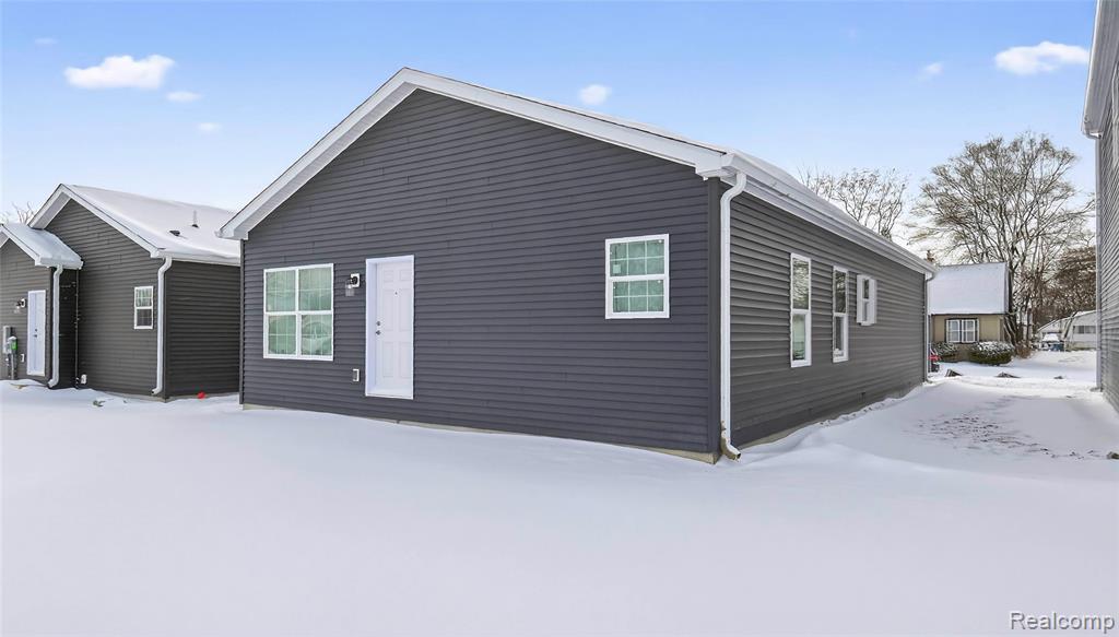 7519 Packard Avenue, Warren, MI 48091 — Photo 2