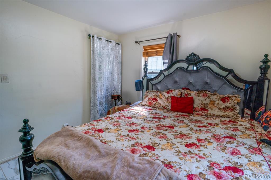6374 Rutland Street, Detroit, MI 48228 — Photo 11