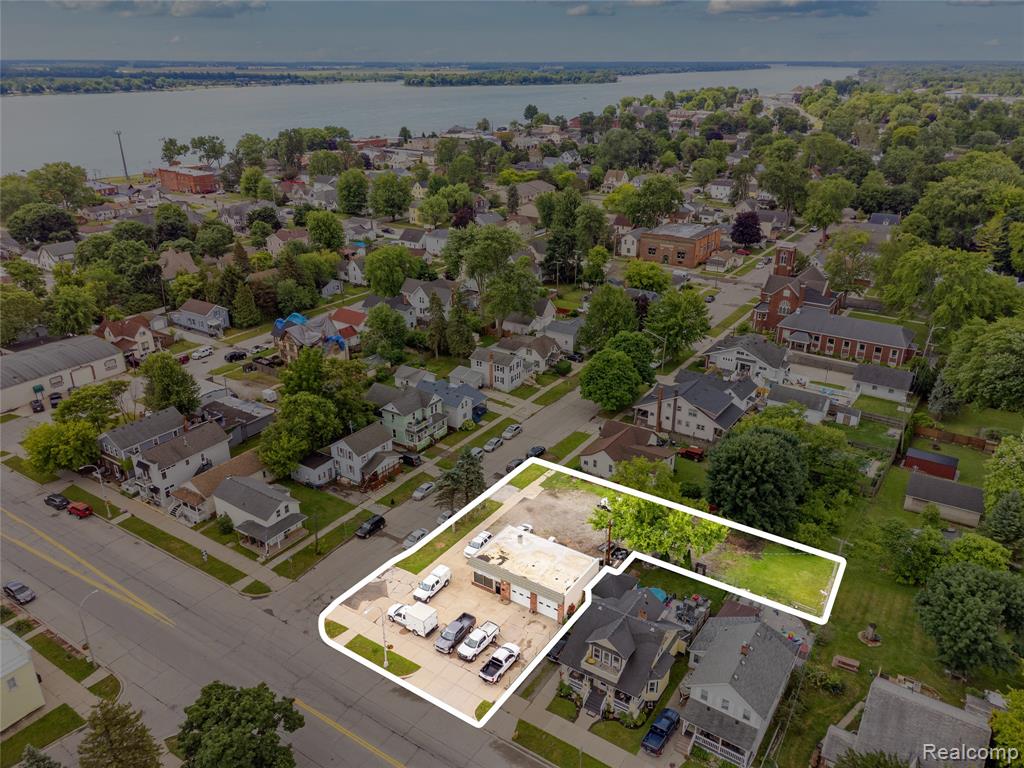 501 Broadway Street, Marine, MI — Photo 31