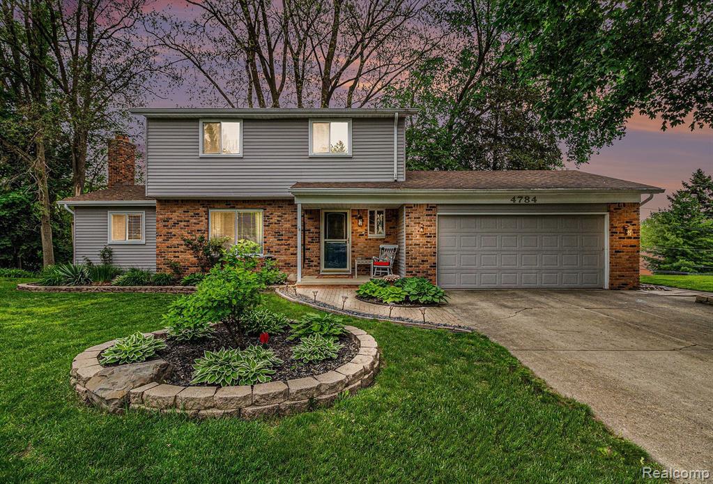 4784 HALF PENNY, Commerce Twp, MI 48382 — Photo 2