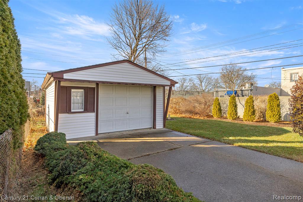 7120 Jackson Avenue, Taylor, MI 48180 — Photo 5