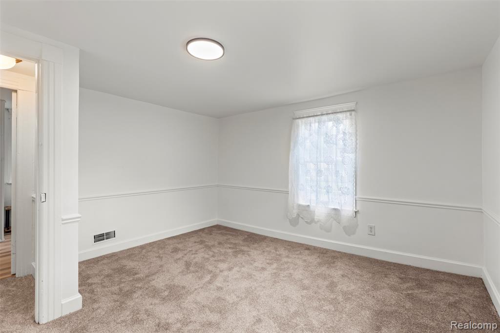 190 Riverside Drive, Mount Clemens, MI 48043 — Photo 21