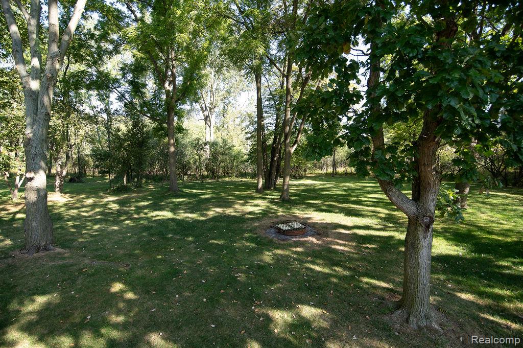 9482 Waterman Drive, Grosse Ile, MI 48138 — Photo 4