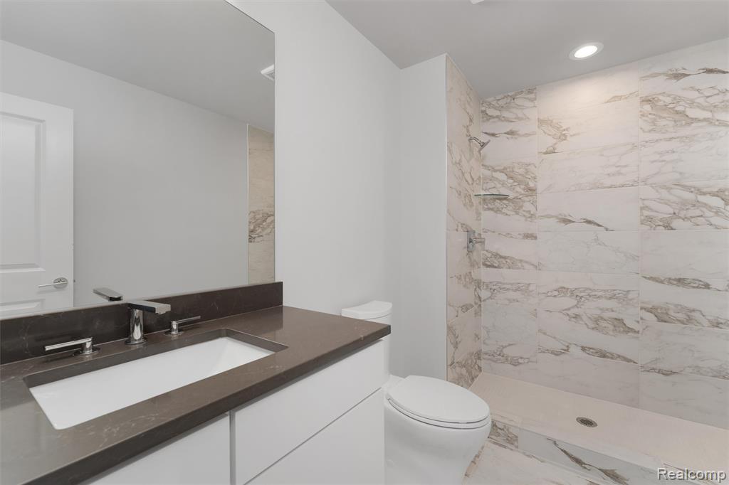3989 Capstan Ct, Troy, MI 48083 — Photo 17