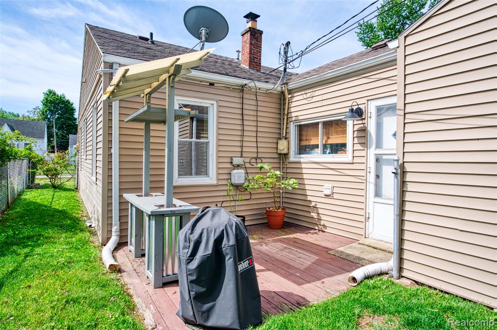 25550 Pennie Street, Dearborn Heights, MI 48125 — Photo 23